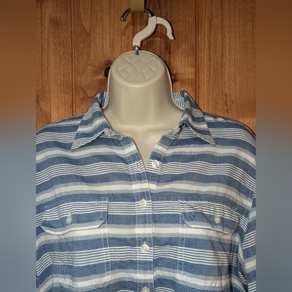 Chaps Blue and White Striped Half Button Shirt‎ - Picture 2 of 7
